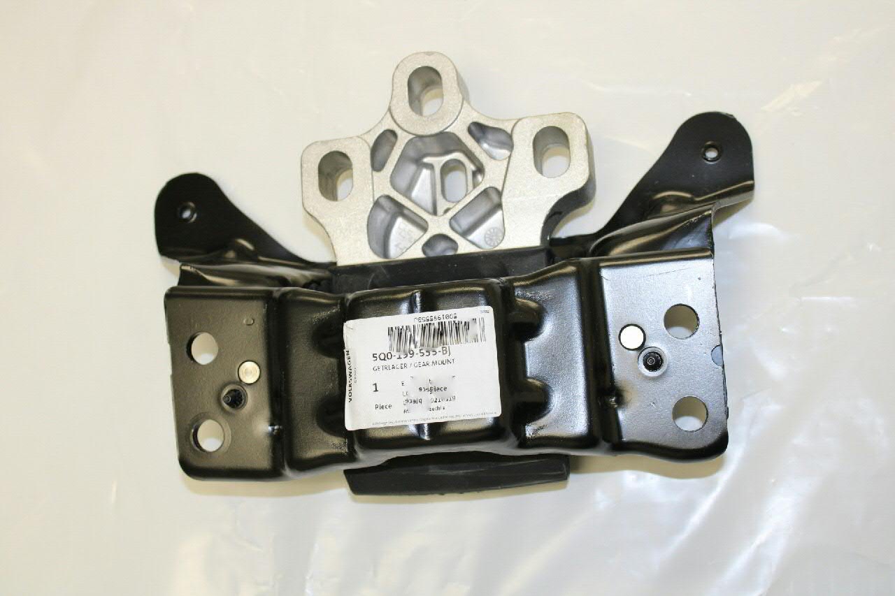 Coxim (suporte) esquerdo de motor VAG 5Q0199555BJ