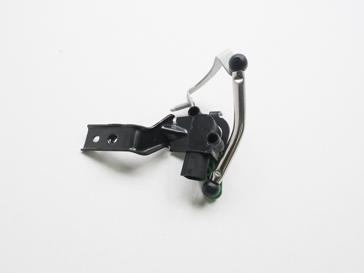 5Q0412521C VAG Sensor dianteiro esquerdo do nível de posição de carroçaria