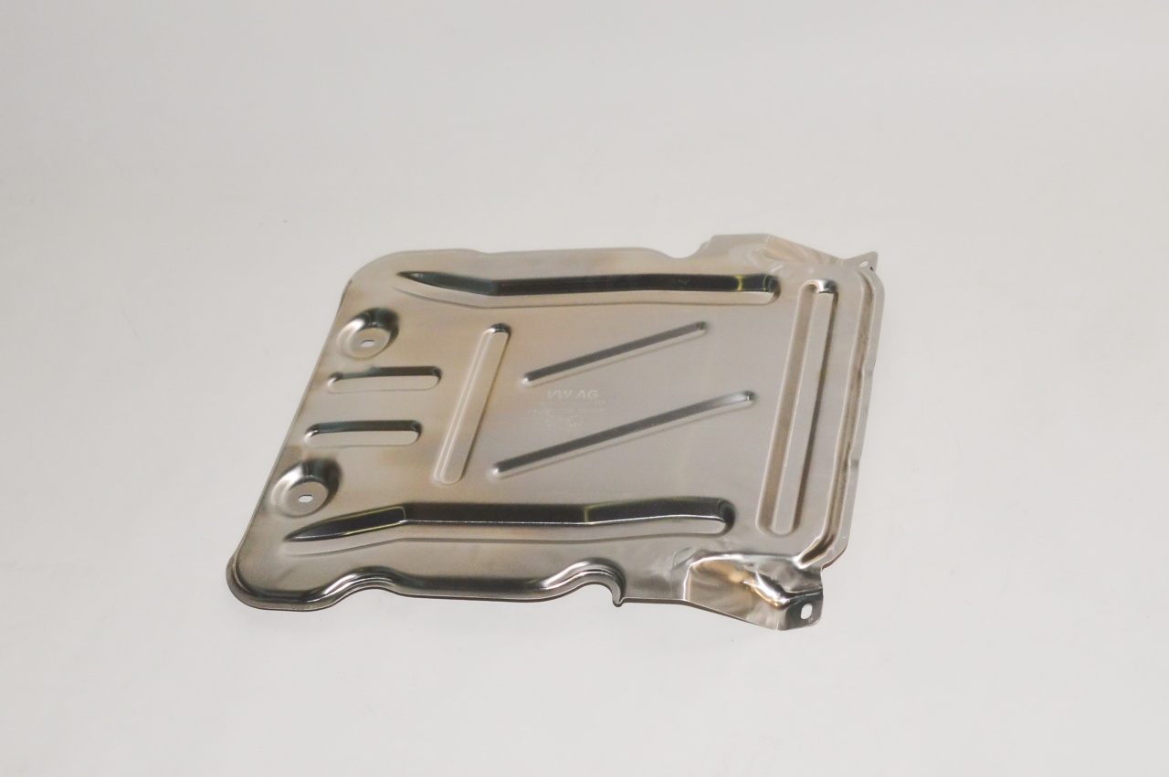 Proteção de motor traseiro VAG 5Q0825230K preço, a partir de 107,26 USD