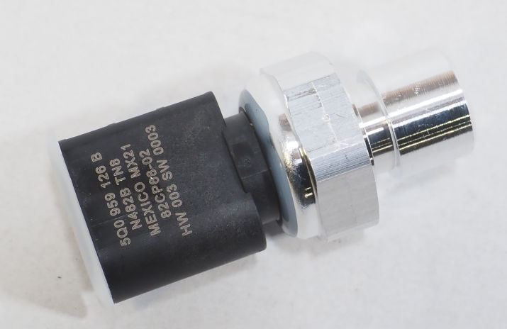 Sensor de pressão absoluta de aparelho de ar condicionado para Seat Ibiza KJ1, KJG