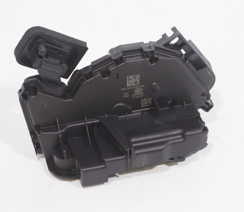 Fecho da porta traseira direita VAG 5TA839016L preço, a partir de 47,96 USD