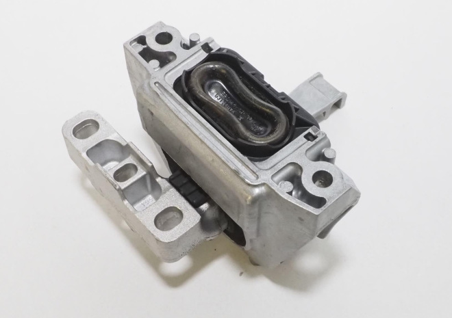 5WA199262D VAG Coxim (suporte) direito de motor