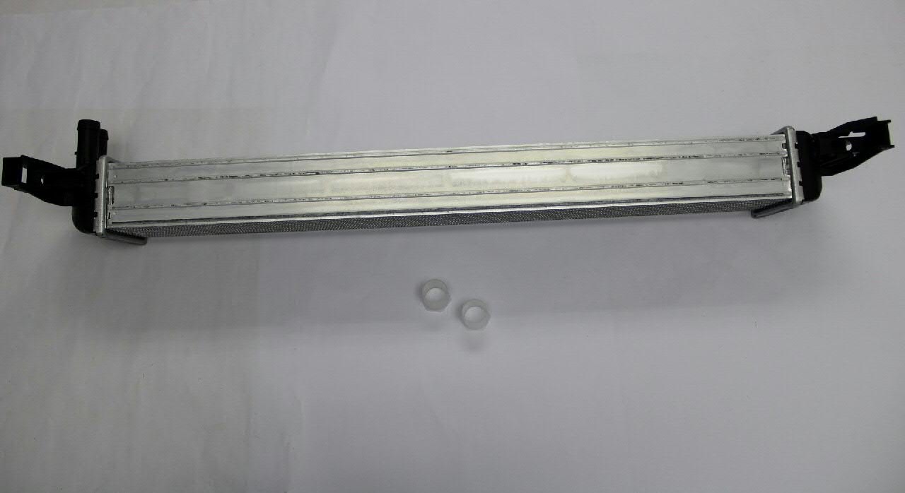 Radiador de esfriamento de motor adicional 6C0121253B VAG