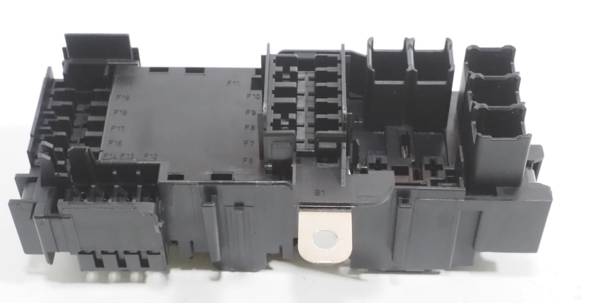6C0941824D VAG Unidade de dispositivos de segurança