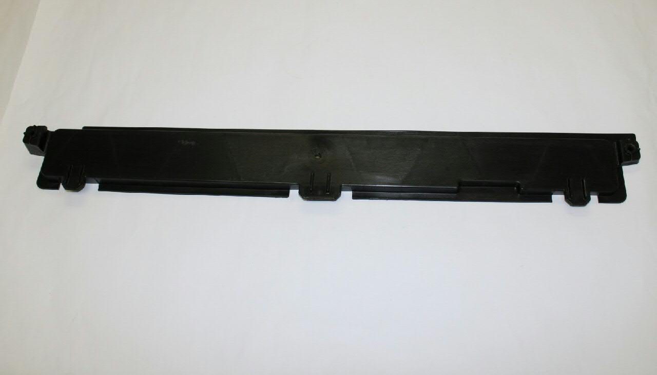 Compre 6R0806249E VAG Placa sobreposta superior do painel dianteiro (de suporte do radiador)