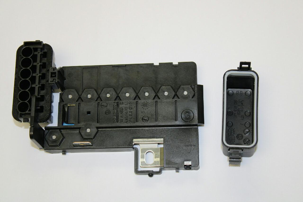 Compre 6R0937548F VAG Unidade de dispositivos de segurança
