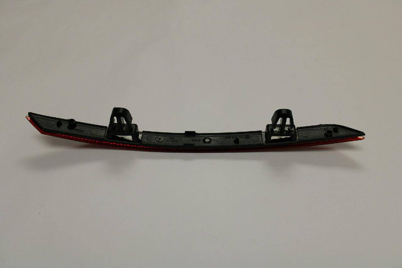 6RF945106 VAG Retrorrefletor (refletor) do pára-choque traseiro direito
