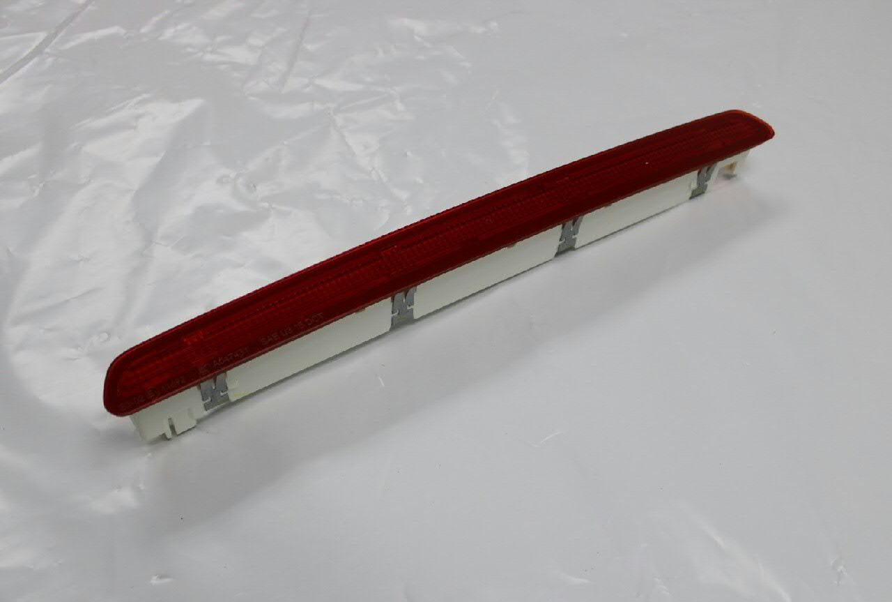 7E0945087F VAG Sinal de parada traseiro adicional