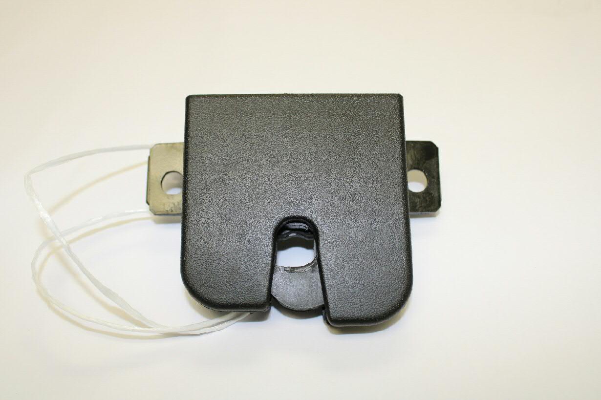 Fecho de tampa de porta-malas (de 3ª/5ª porta traseira) VAG 7E5827505D preço, a partir de 54,48 USD