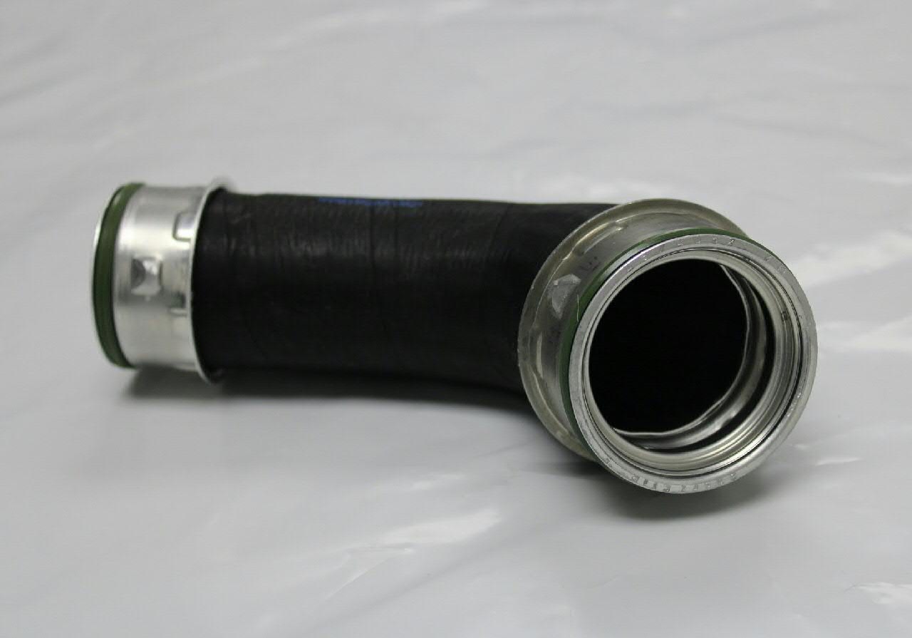 7H0145708H VAG Cano derivado de ar, saída de turbina (supercompressão)