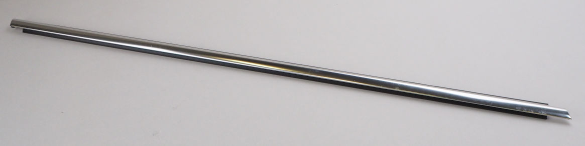 7P0837476H7Z7 VAG Moldura de vidro deslizante da porta dianteira direita