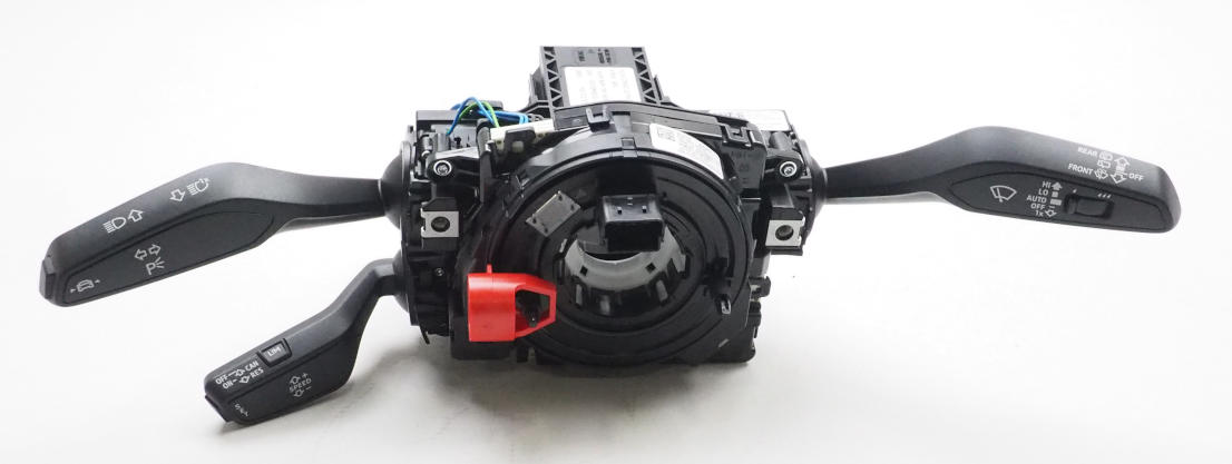 Comutador instalado na coluna da direção, montado para Audi A1 GBA