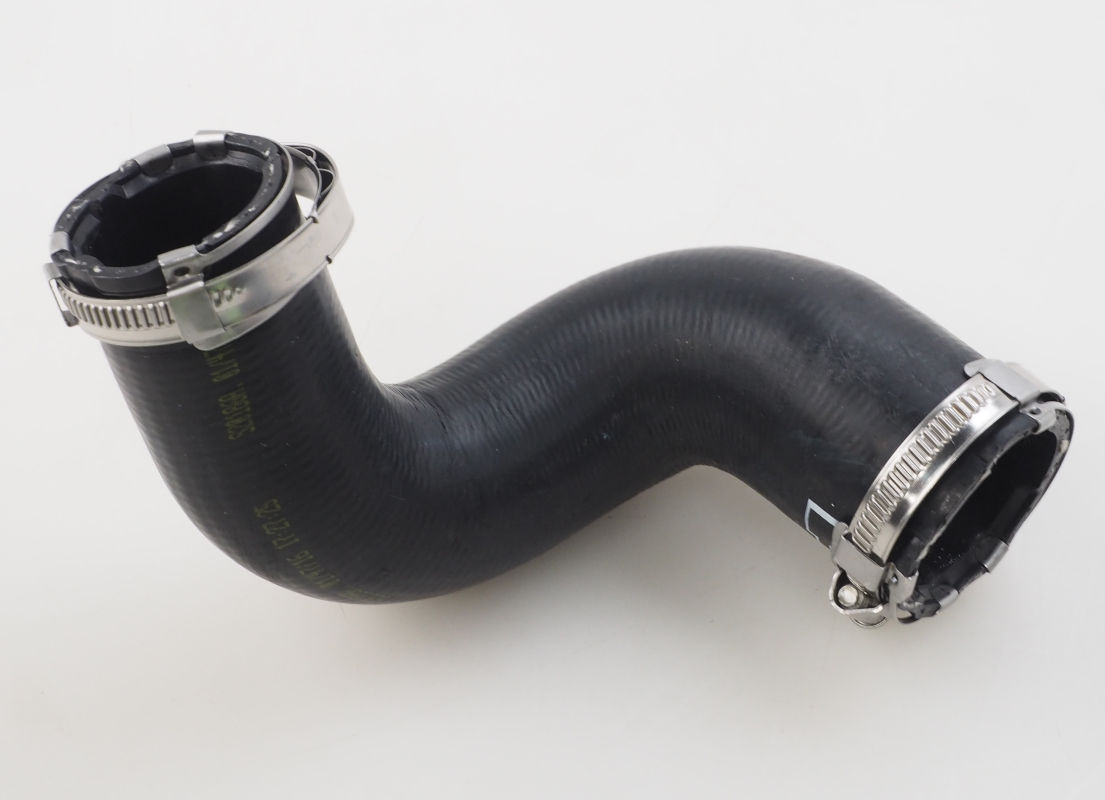 8E0145790G VAG Mangueira (cano derivado) de intercooler