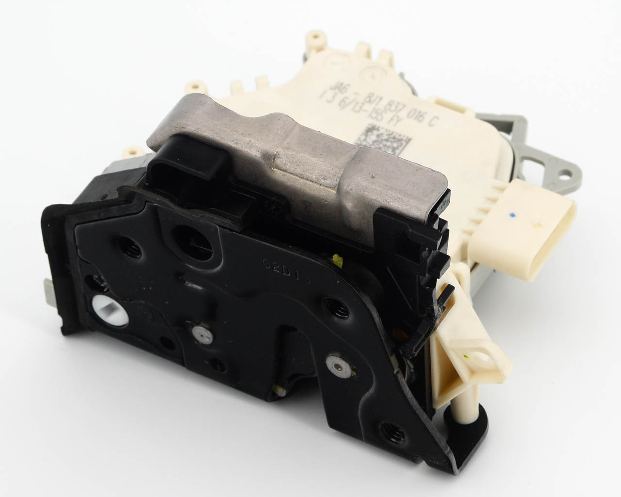 Fecho da porta dianteira direita VAG 8J1837016C preço, a partir de 42,56 USD