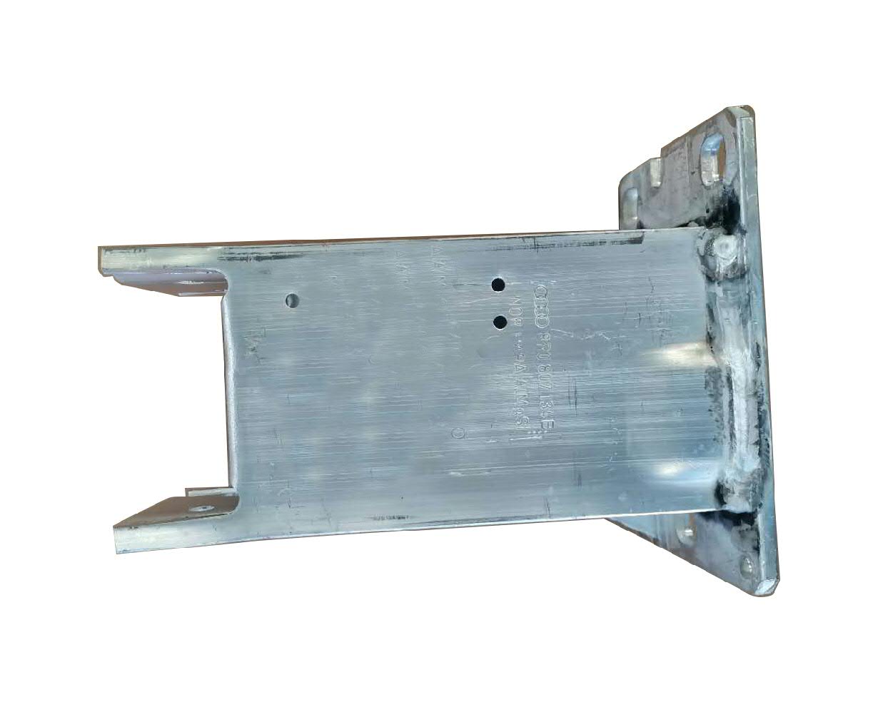 Compre 8R0807134B VAG Consola de reforçador do pára-choque dianteiro