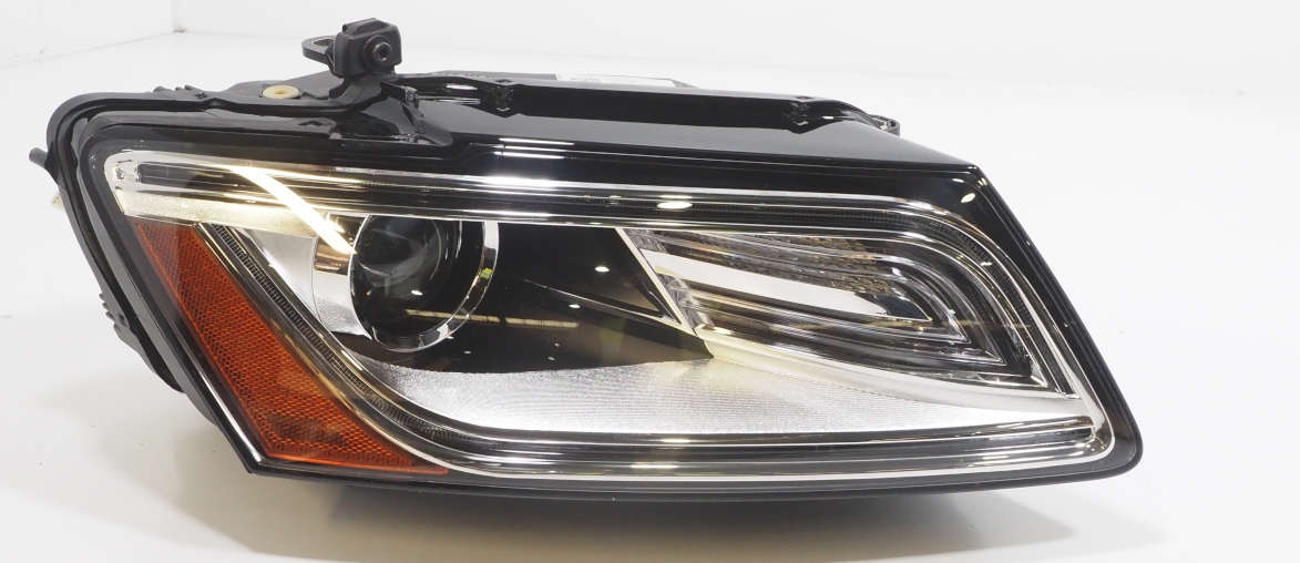 8R0941044E VAG Luz direita