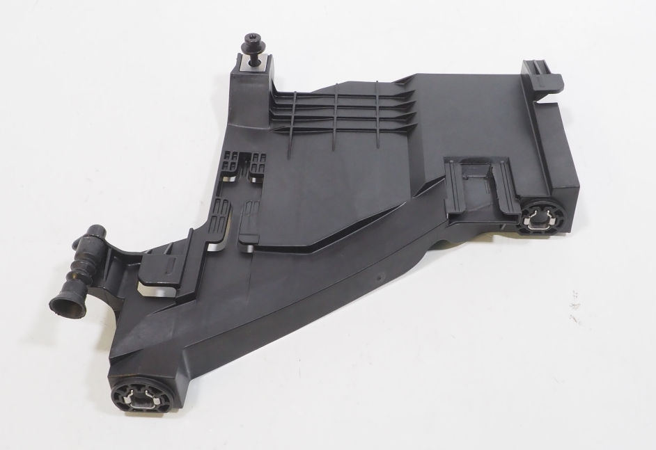 8T0941453A VAG Consola (adaptador) de fixação da luz dianteira esquerda