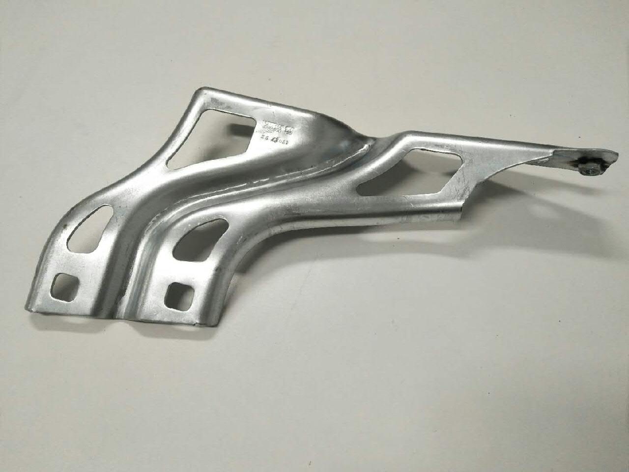 8U0821136 VAG