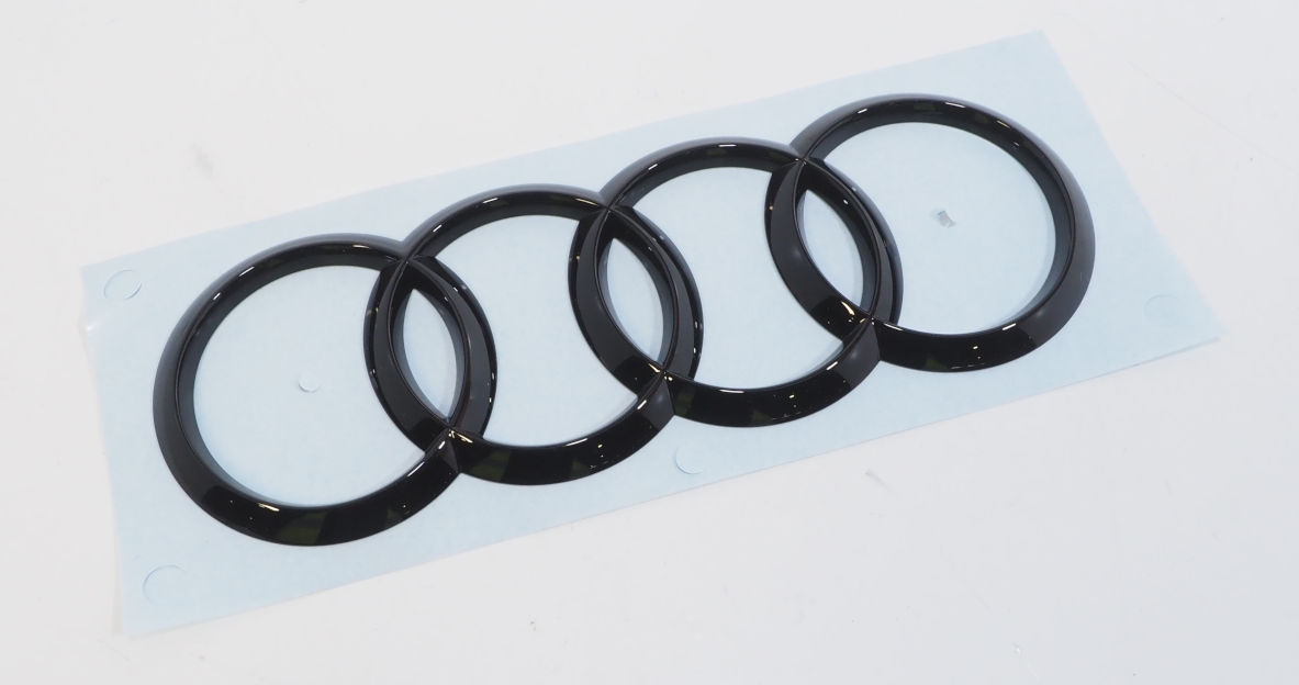 Emblema de tampa de porta-malas (emblema de firma) Audi Q2  GAB, GAG ao melhor preço