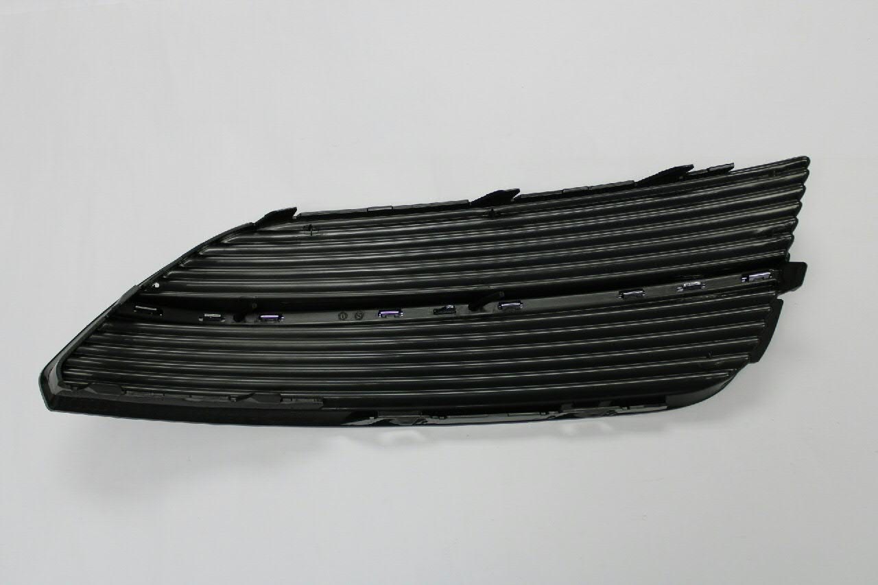 8V38076819B9 VAG 