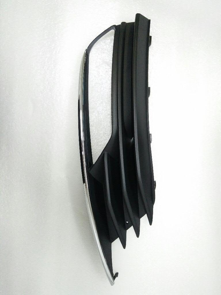 Compre 8V5807681A9B9 VAG Grelha esquerda do pára-choque dianteiro