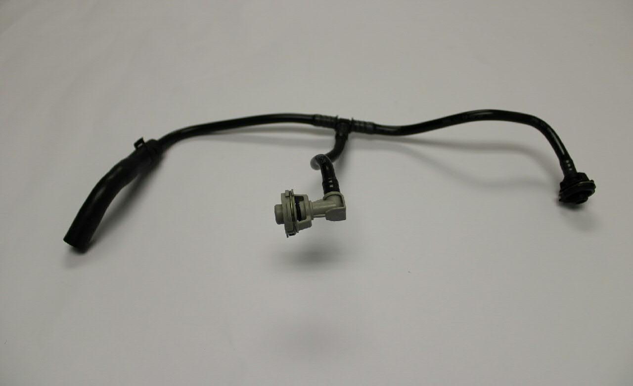 Mangueira superior do tanque de expansão VAG 8W0121081AN preço, a partir de 31,57 USD