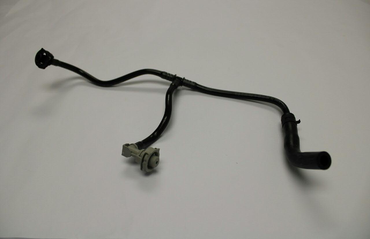 8W0121081AN VAG Mangueira superior do tanque de expansão