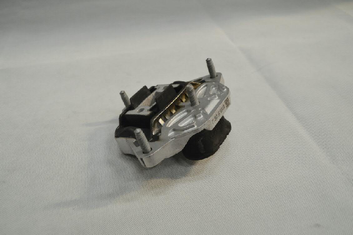  Coxim de transmissão (suporte da caixa de mudança) Audi Q5 SUV (FYB, FYG) (2016 - 2026) 