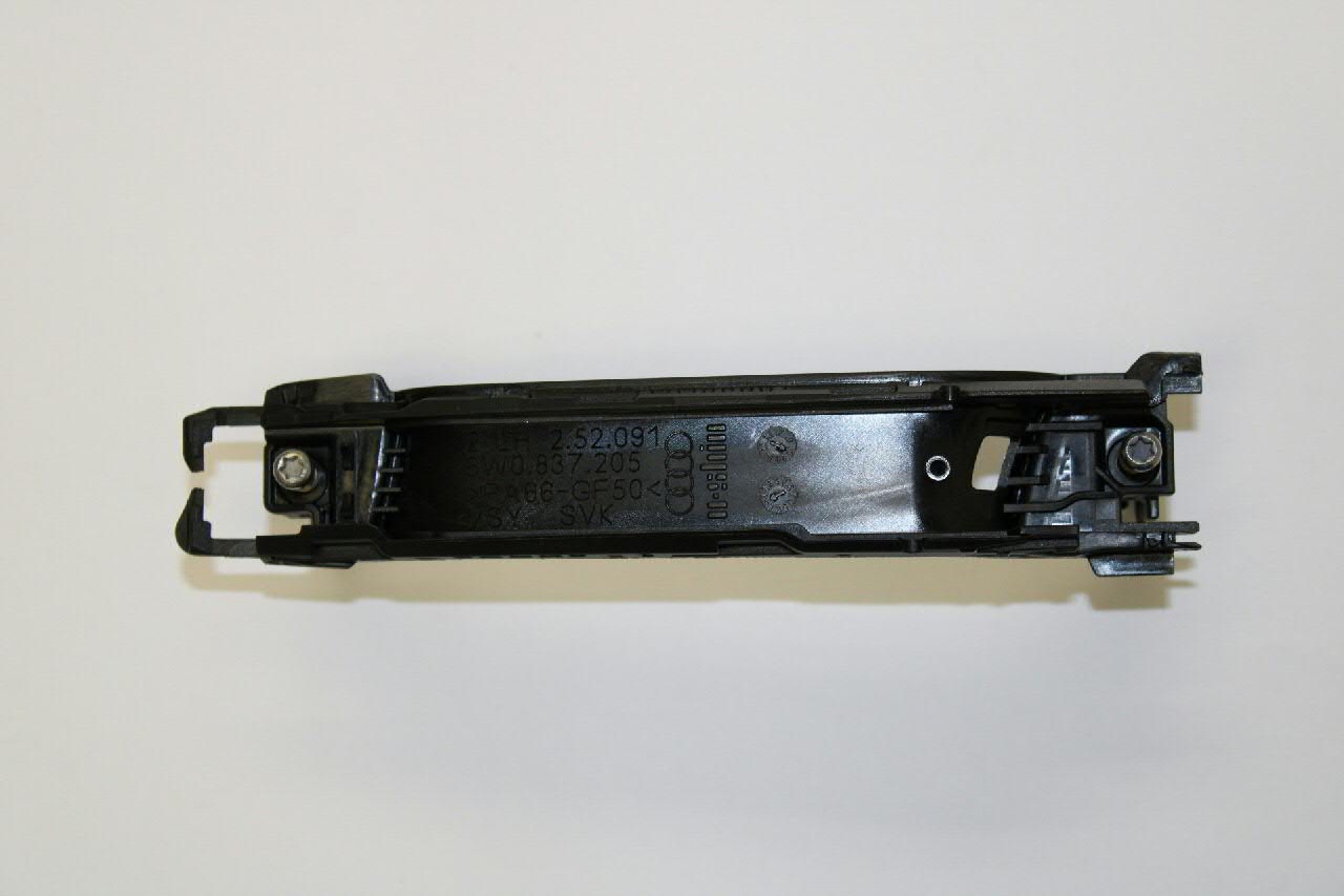 Compre 8W0837205 VAG Maçaneta externa dianteira/traseira da porta esquerda