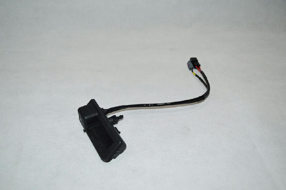 Botão de acionamento do fecho de tampa de porta-malas (de 3ª/5ª porta (de tampa de alcapão) VAG 8W8827566E preço, a partir de 179,33 USD