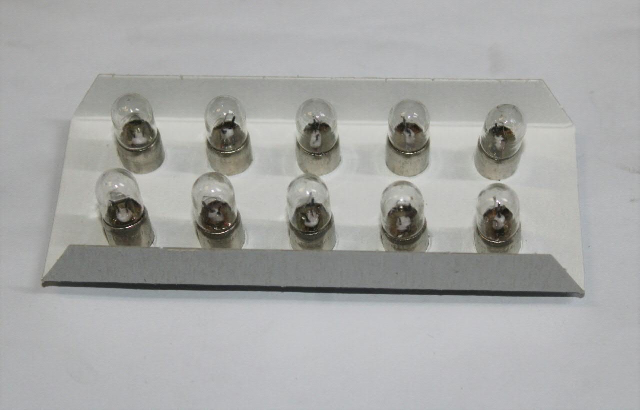 Lâmpada VAG N0177172 preço, a partir de 1,55 USD