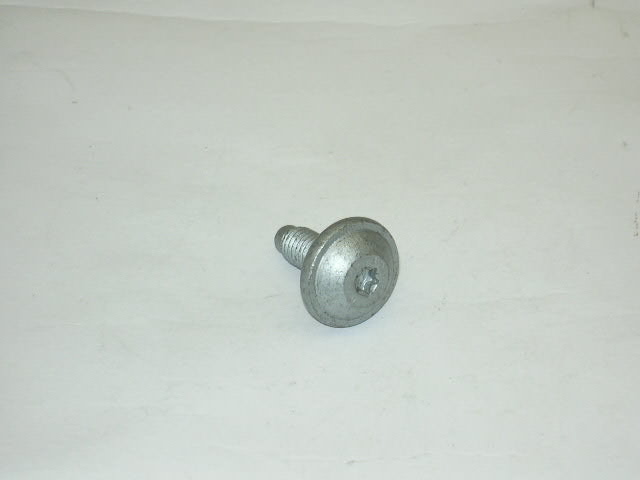 WHT004905 VAG